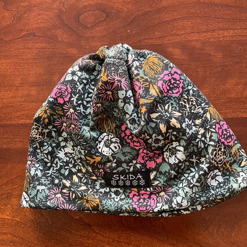 Skida alpine hat.